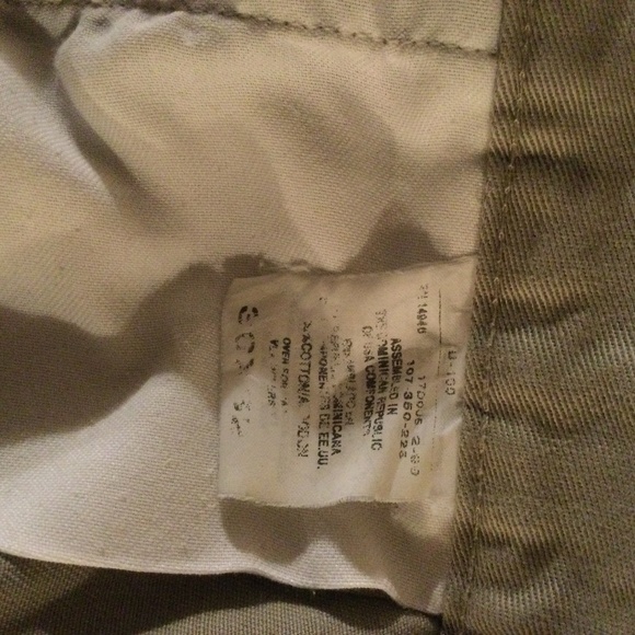 Van Heusen Khaki/Chinos - Picture 5 of 6